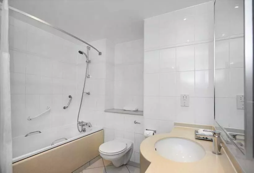 اتاق استاندارد, Doubletree By Hilton  Bristol North