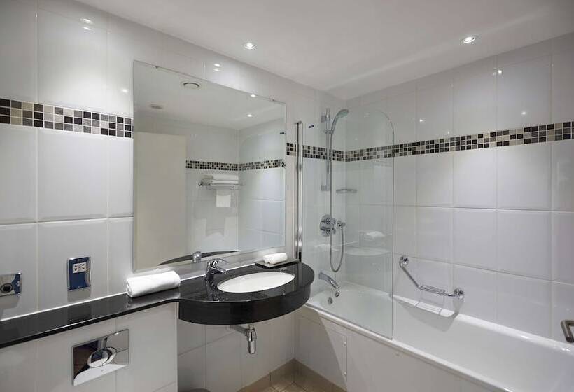디럭스 룸, Doubletree By Hilton  Bristol North