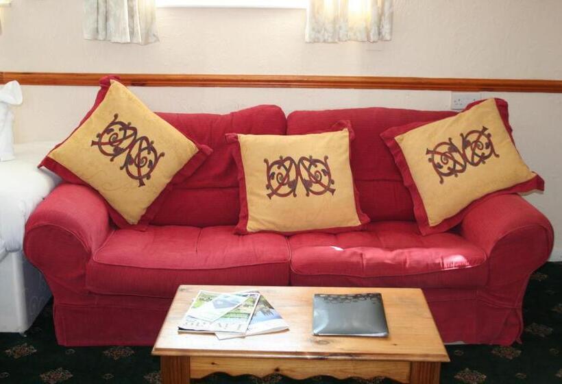 ファミリールーム, George & Dragon