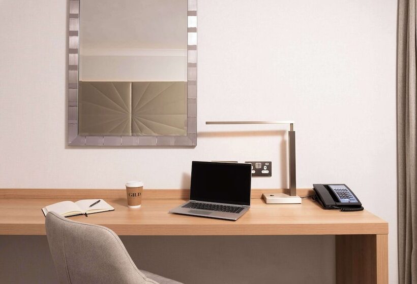 Номер Executive, Hilton Birmingham Metropole