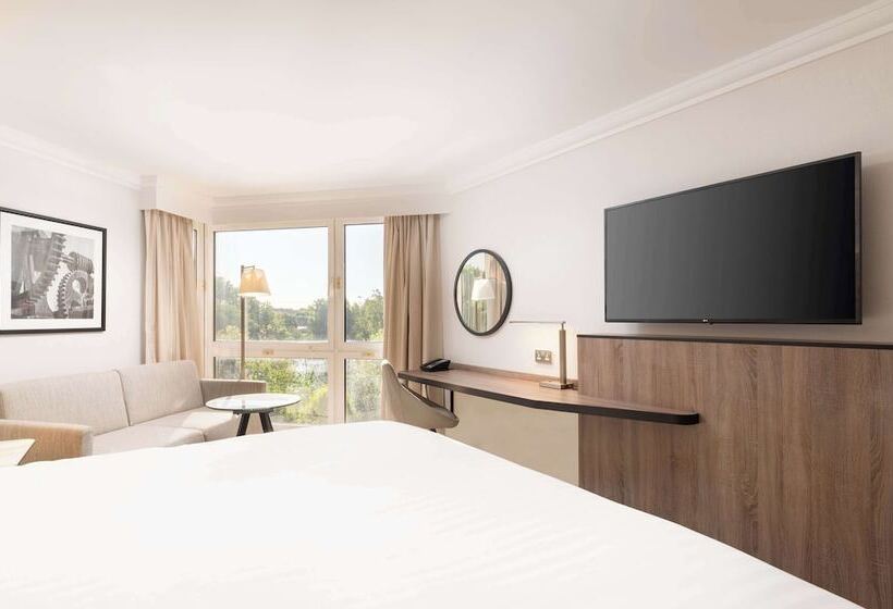 行政房间, Hilton Birmingham Metropole