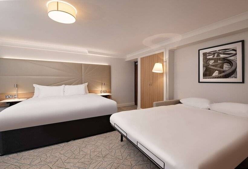 家庭间, Hilton Birmingham Metropole