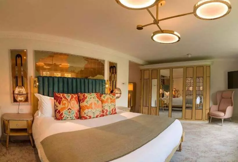 اتاق لوکس با تخت بزرگ, Homewood Hotel & Spa Small Luxury Hotels Of The World