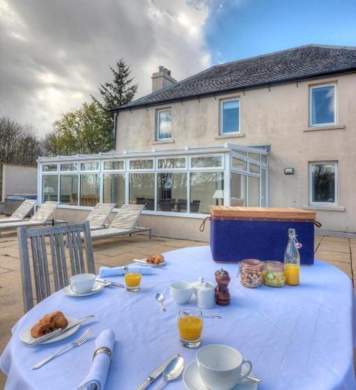 کابین, Isle Of Eriska Hotel Spa & Island