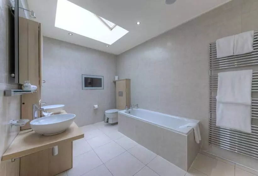 سوییت, Isle Of Eriska Hotel Spa & Island