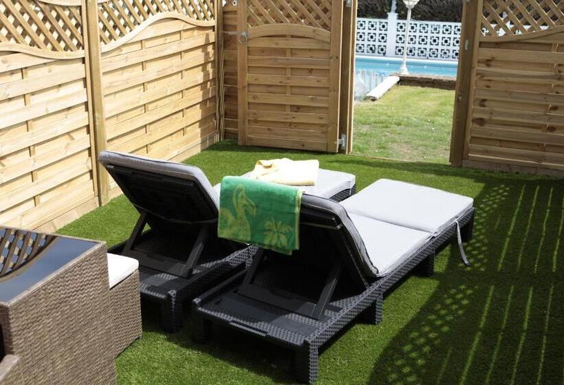 패밀리 룸 가든 전망, Luccombe Hall