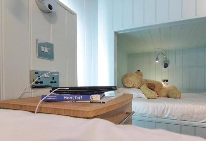 패밀리 룸 바다 전망, Luccombe Hall