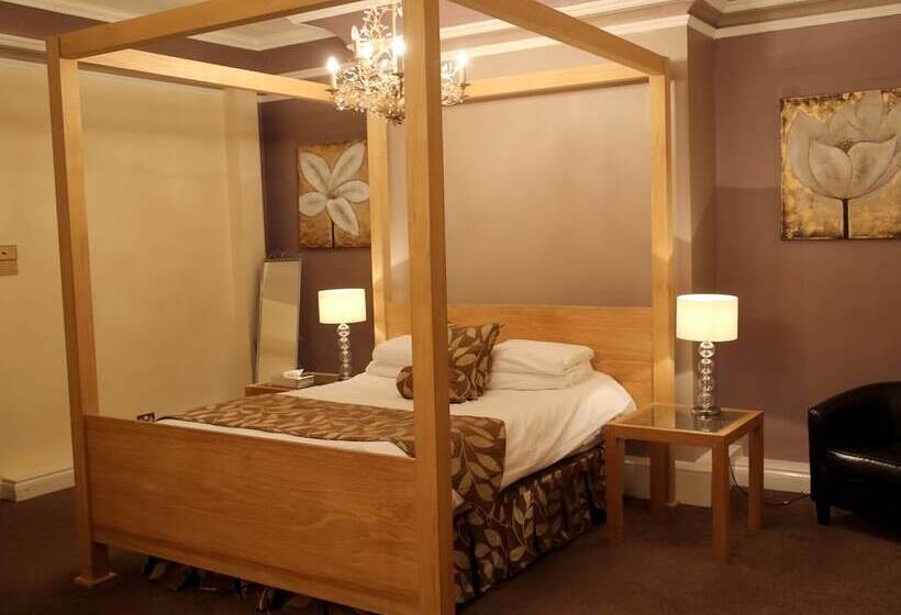 エクゼクティブルーム, Maes Manor Country