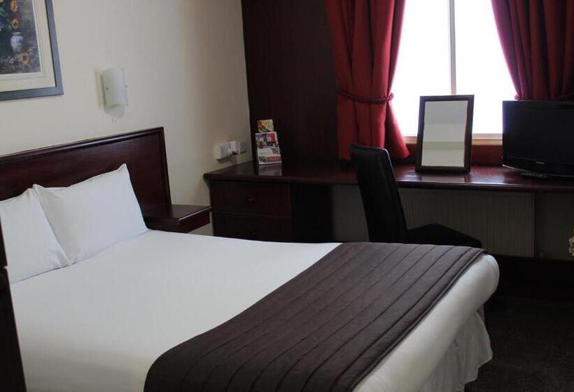 标准间, Russ Hill