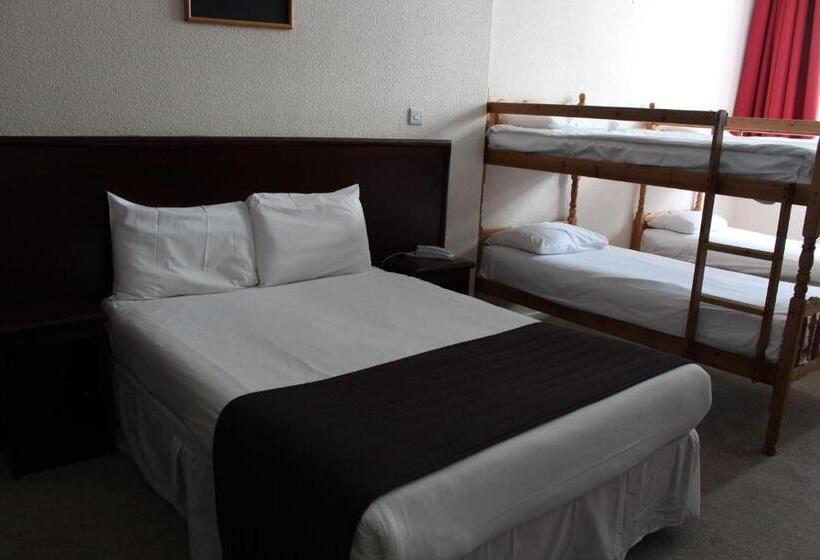 家庭间, Russ Hill