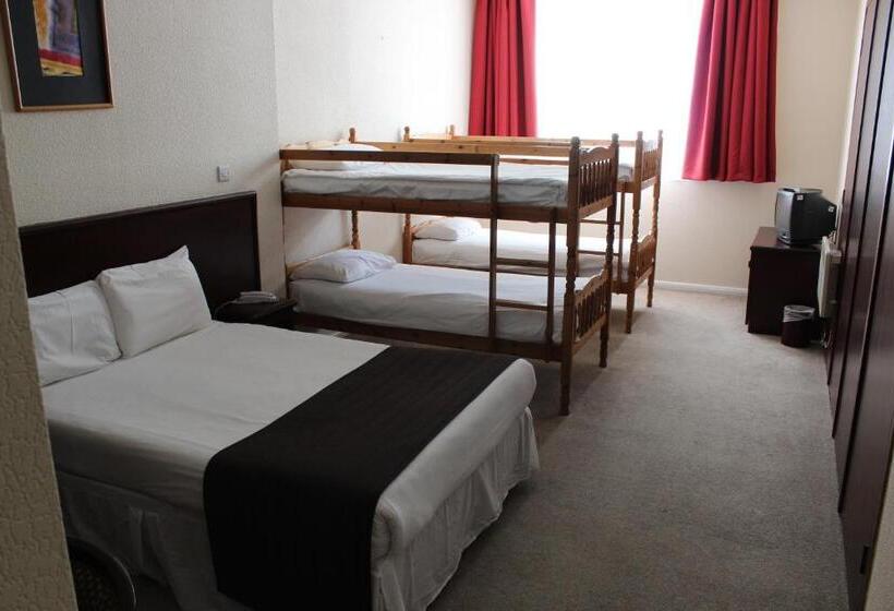 家庭间, Russ Hill