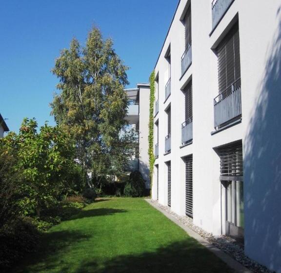 اتاق استاندارد چهارنفره با بالکن, Schatzmann