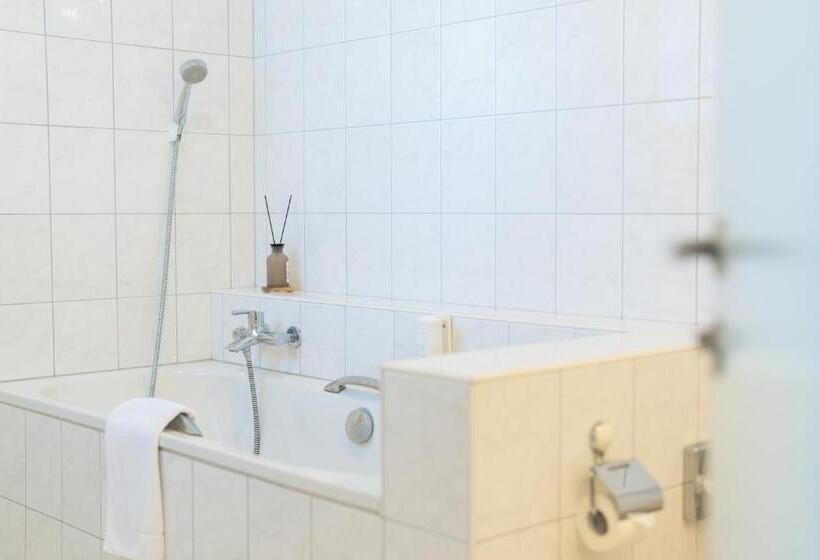 سوییت, Schatzmann