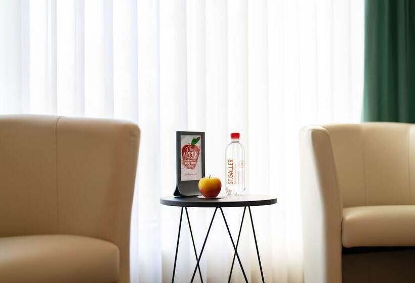 اتاق راحتی, Schatzmann