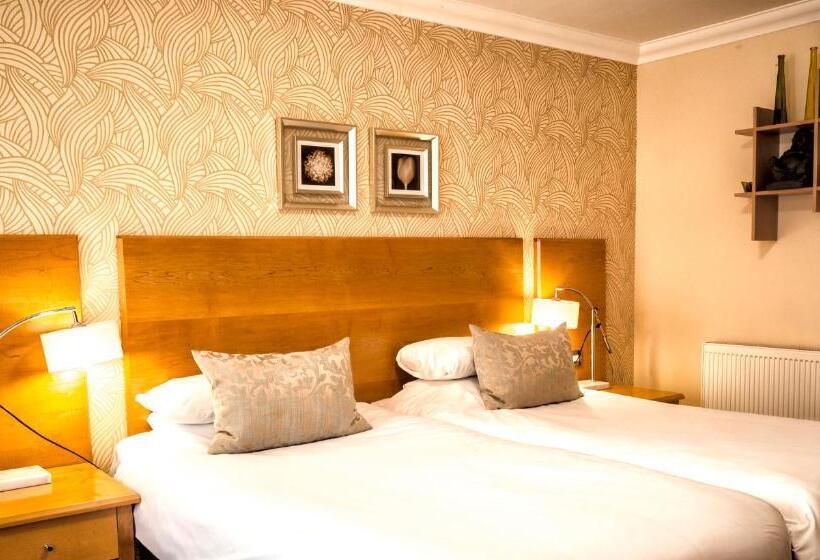 חדר סטנדרט, Stradey Park