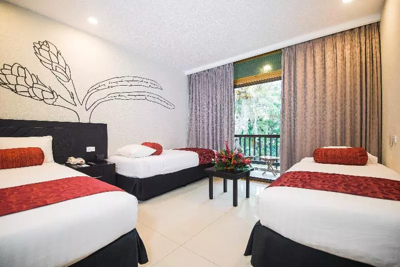 اتاق خانوادگی, Tanoa International