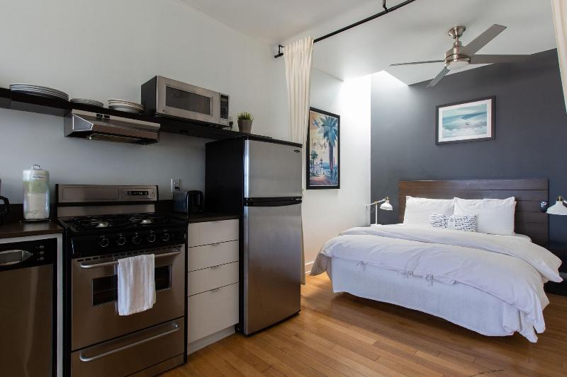 수피리어 룸, Tanoa International