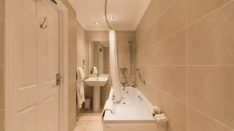 Quarto standart individual, The Imperial