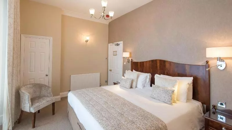 Quarto standart individual, The Imperial