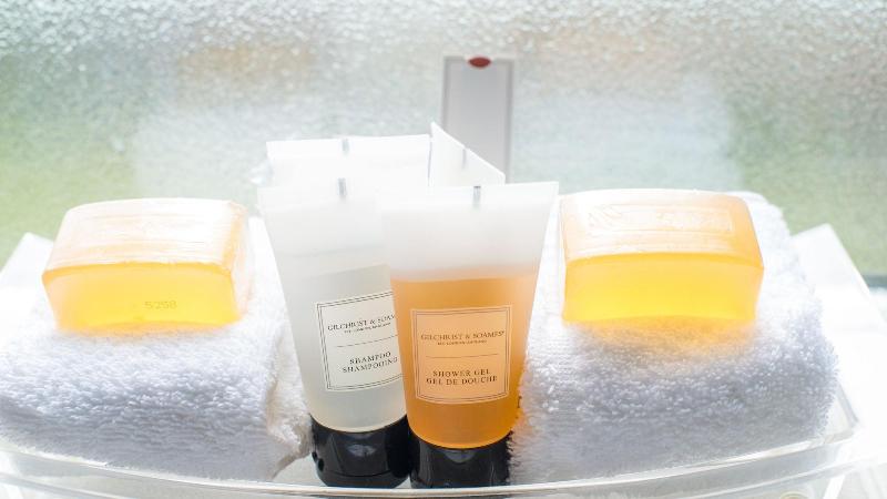 标准单人间, The Imperial