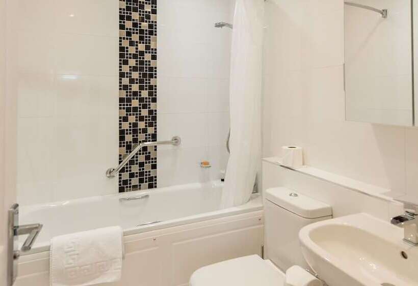 高级大房间, The Imperial