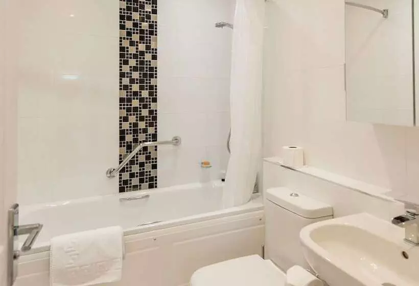 Quarto superior, The Imperial