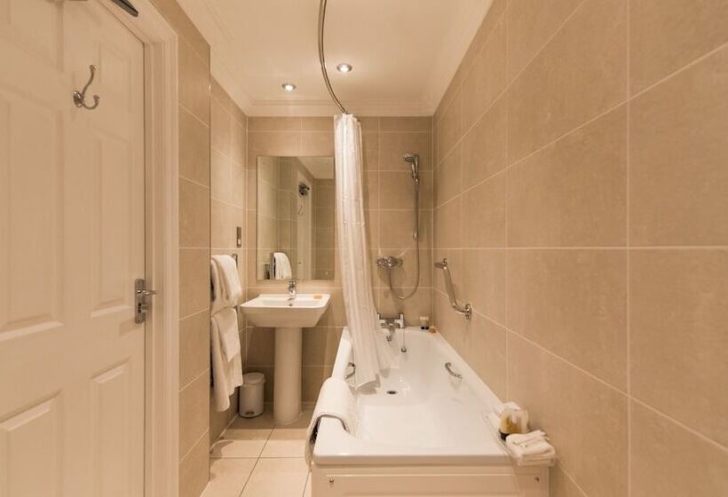 标准单人间, The Imperial