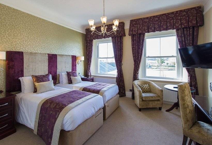 高级江景房, The Imperial