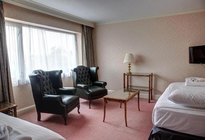 패밀리 룸, The Orwell