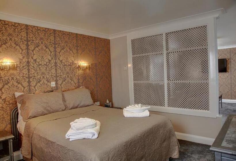 패밀리 룸, The Orwell