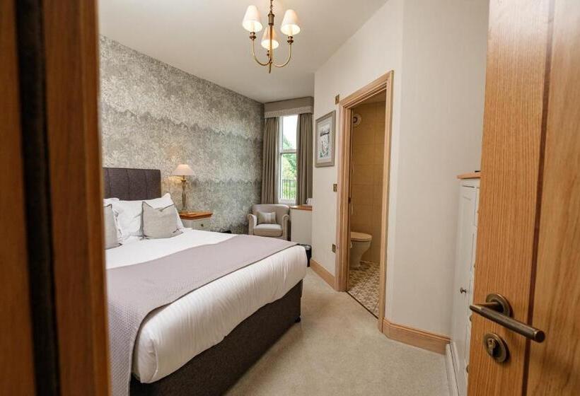 스탠다드 룸, The Ruddings