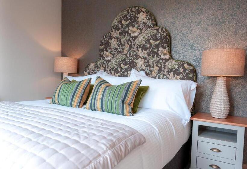 스탠다드 룸 킹사이즈 침대, The Ruddings