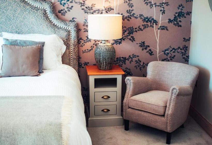 스탠다드 룸 킹사이즈 침대, The Ruddings