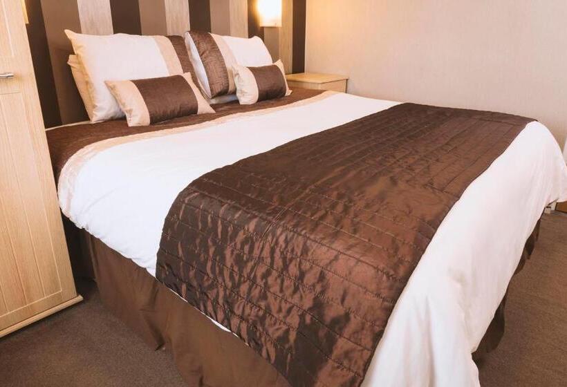 スタンダードルーム, Trivelles Park