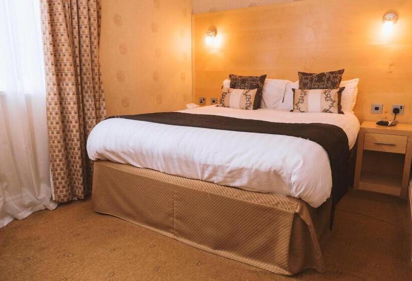 スタンダードルーム, Trivelles Park