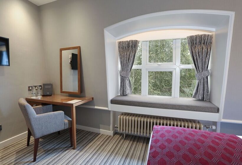 غرفة قياسية, West Lodge Park