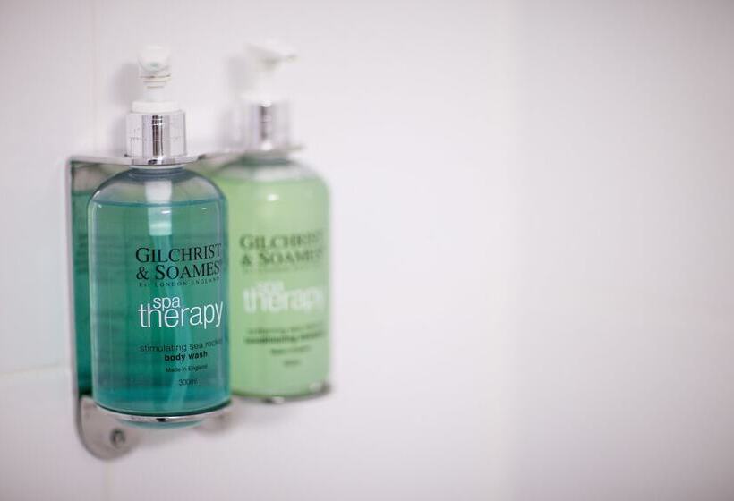 标准间, Leonardo Hotel and Conference Venue Hinckley Island