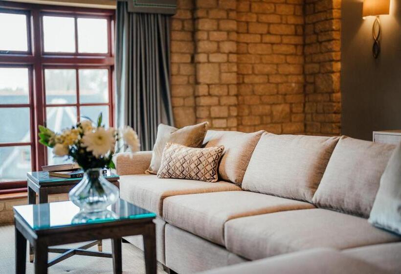 Номер Superior, Pennyhill Park Hotel And Spa