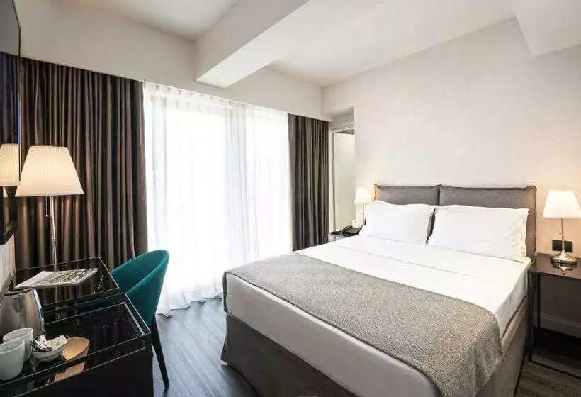 Classic-huone, Astor Hotel Athens