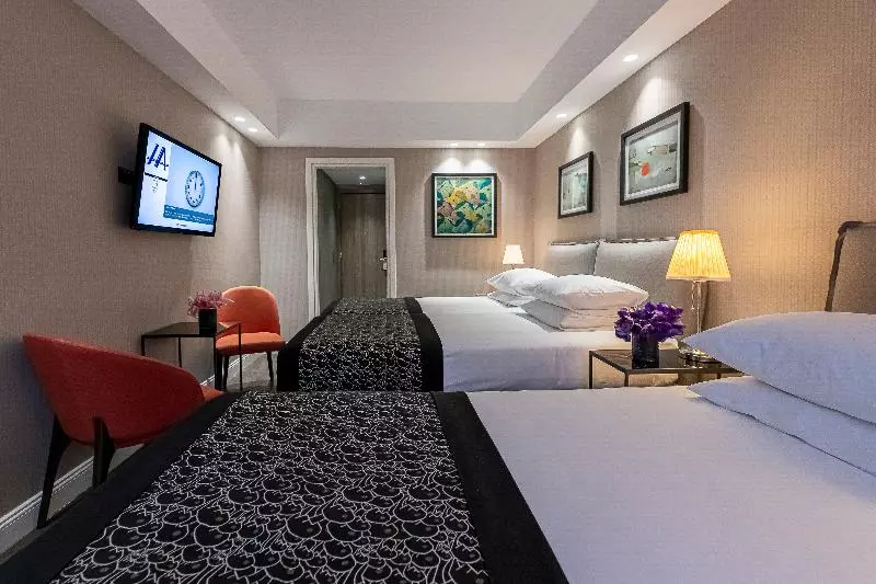 Classic Kolmen Hengen Huone, Astor Hotel Athens