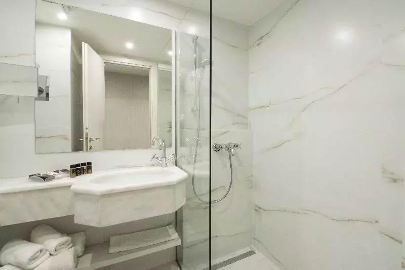Comfort Yhden Hengen Huone, Astor Hotel Athens