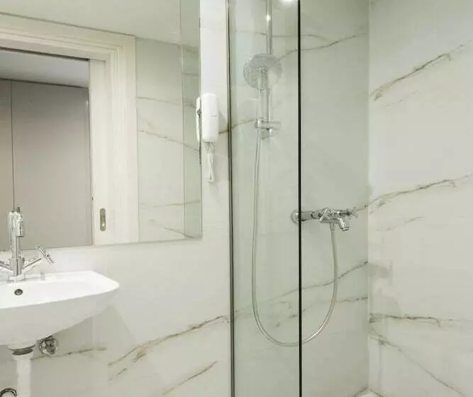 Comfort Yhden Hengen Huone, Astor Hotel Athens