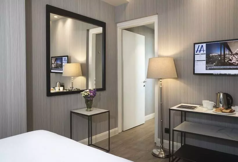 Comfort-huone, Astor Hotel Athens