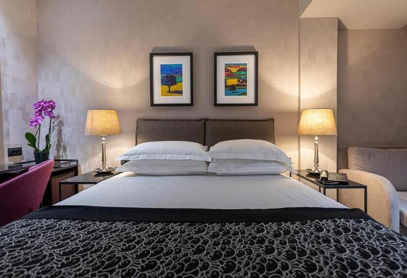 컴포트 룸, Astor Hotel Athens