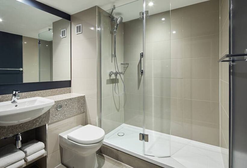 高级大房间, Cardiff Marriott