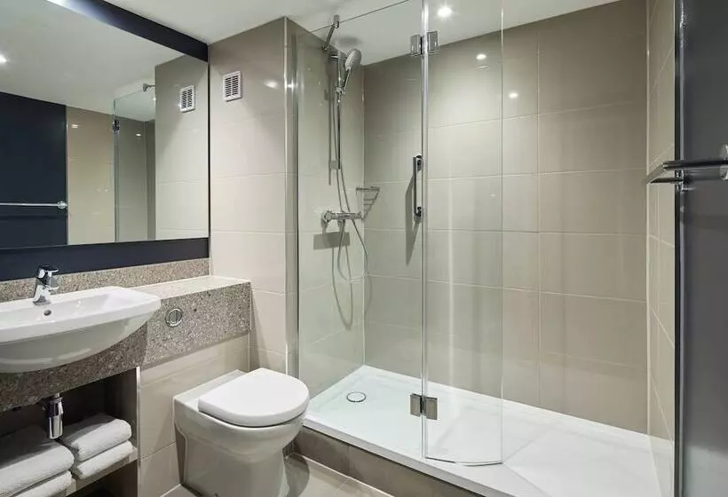 اتاق سوپریور, Cardiff Marriott