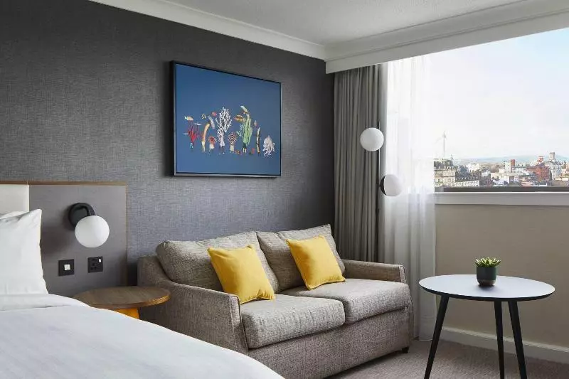 سوییت اجرایی, Cardiff Marriott