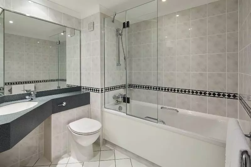 اتاق سوپریور, Cardiff Marriott