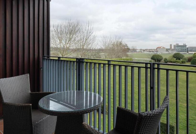 스탠다드 룸 킹사이즈 침대, Delta Hotels By Marriott York