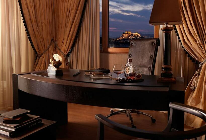 جناح رئاسى, Divani Caravel